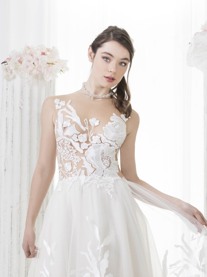 Abito da sposa in Pizzo effetto nude - S 454 